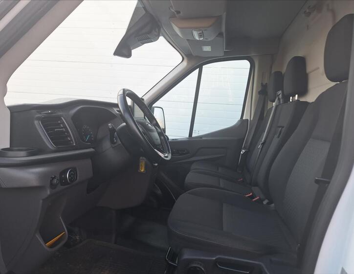 Ford Transit 5
