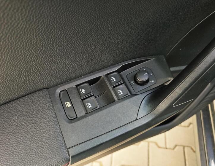 Seat Arona 40