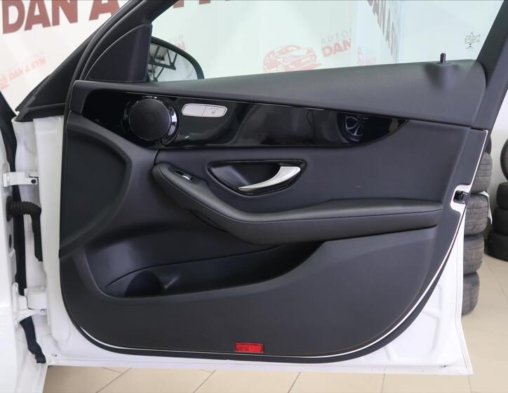 Mercedes-Benz Třídy C 11