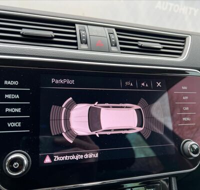Škoda Superb 20