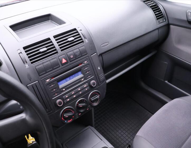 Volkswagen Polo 15