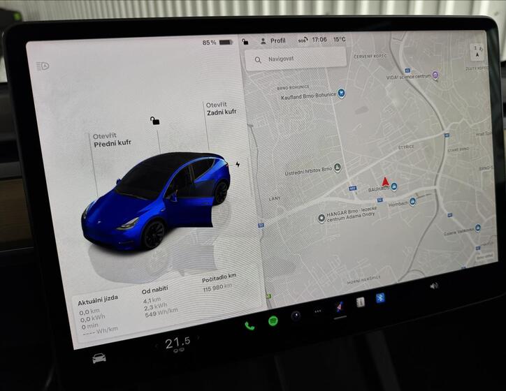 Tesla Model Y 18