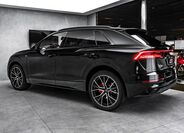 Audi Q8 7
