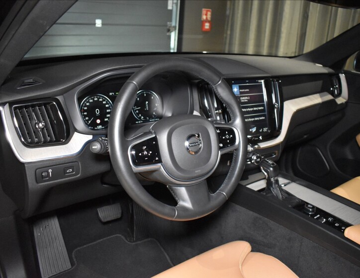 Volvo XC60 12