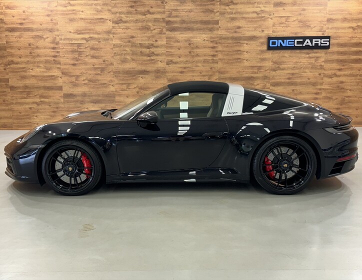 Porsche 911 2