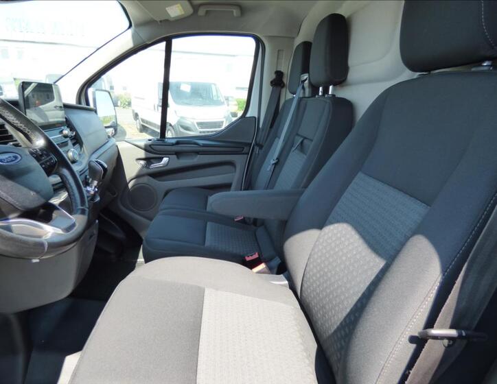 Ford Transit Custom 43