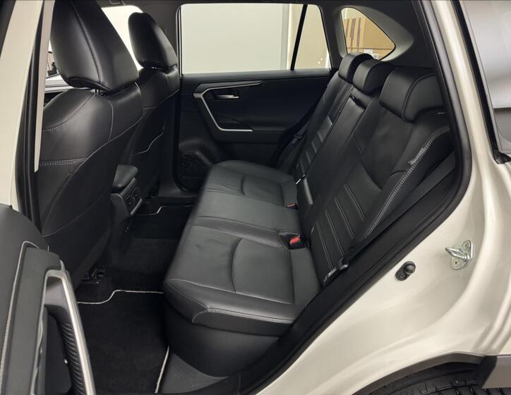 Toyota RAV4 39