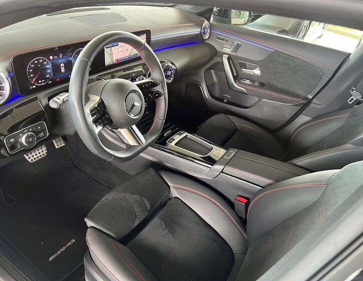 Mercedes-Benz CLA 9