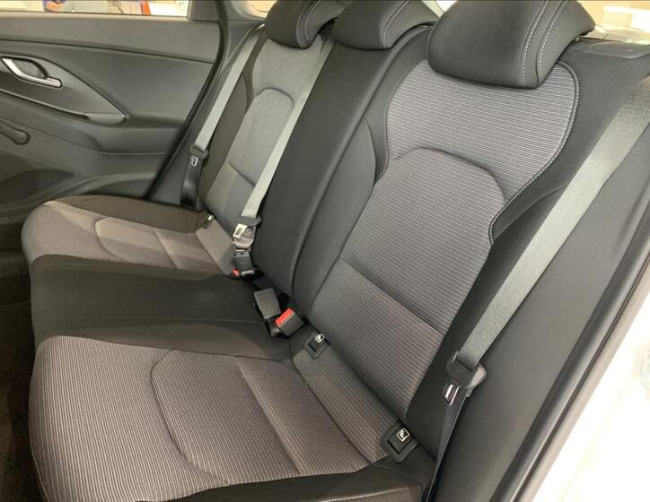 Hyundai i30 12
