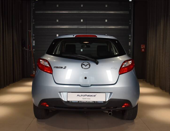 Mazda 2 5