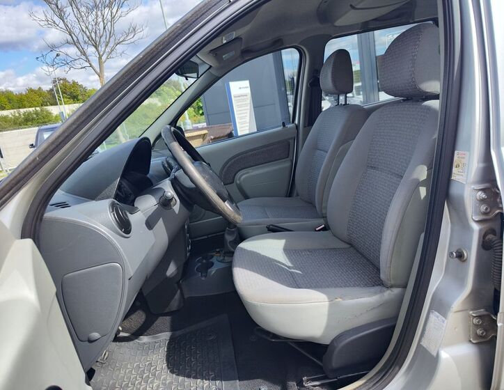 Dacia Logan 13