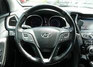 Hyundai Grand Santa Fe 38