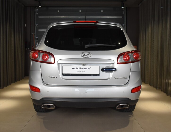Hyundai Santa Fe 5