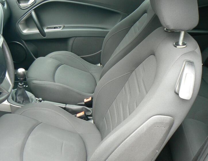Alfa Romeo MiTo 10