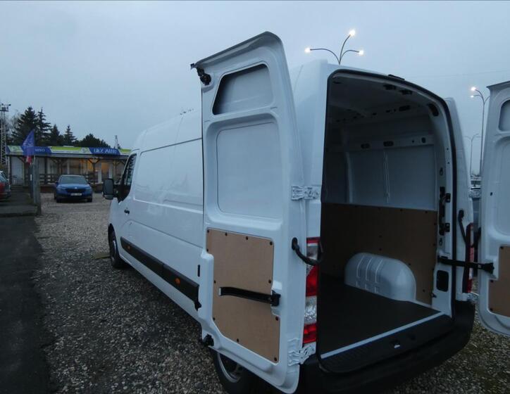 Renault Master 12