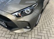 Toyota Yaris 10