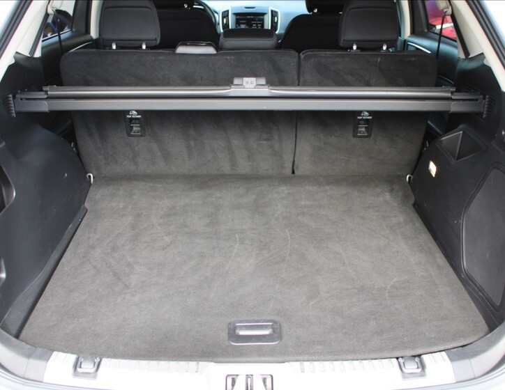 Ford Edge 32