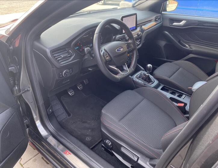 Ford Focus 11