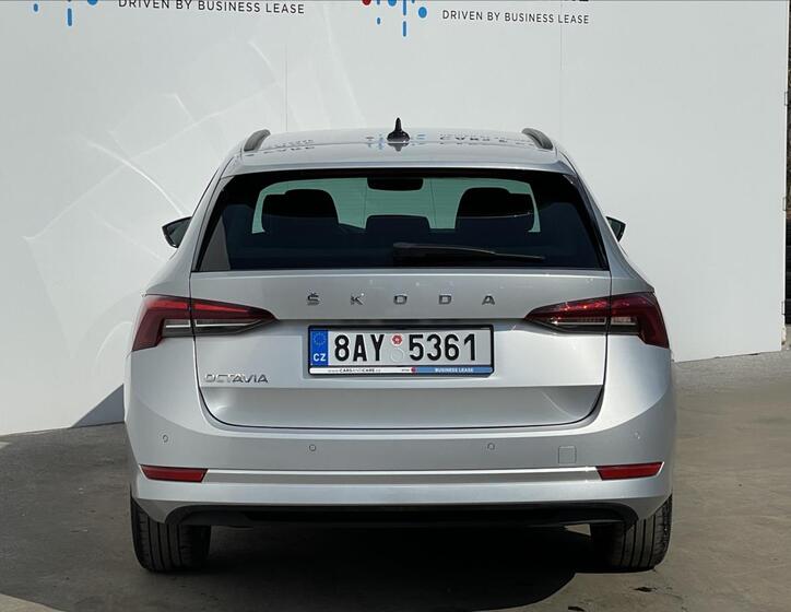Škoda Octavia 23