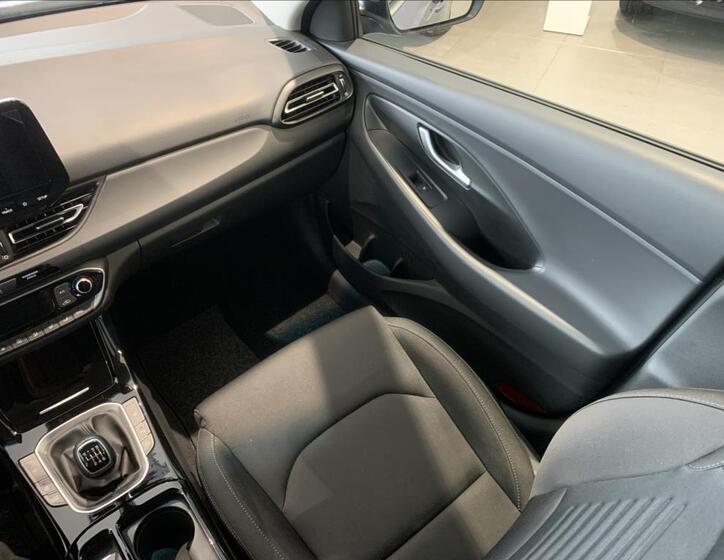 Hyundai i30 20