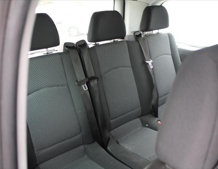 Mercedes-Benz Vito 11