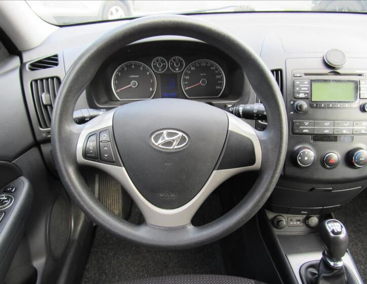 Hyundai i30 12