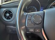 Toyota Auris 12
