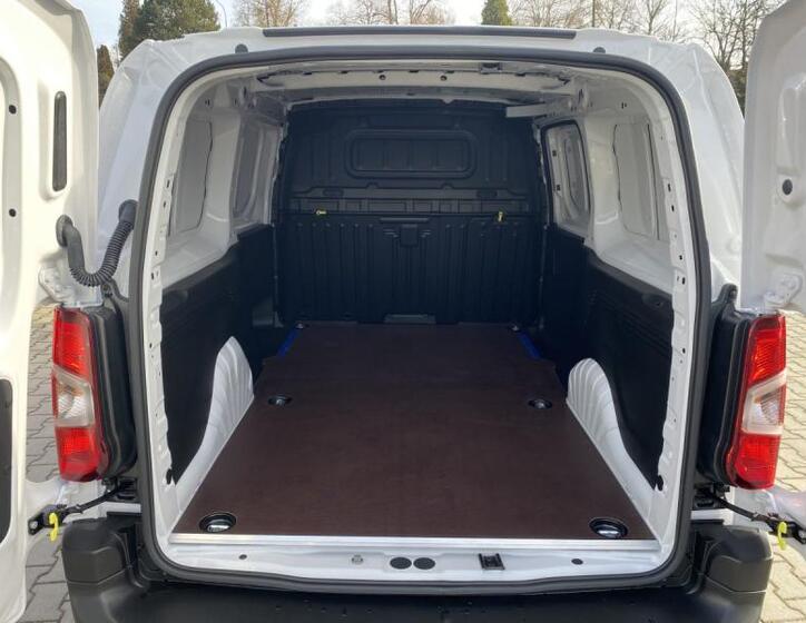 Toyota ProAce City 8
