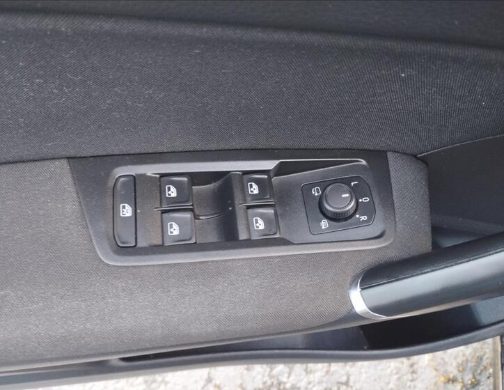Volkswagen Touran 19