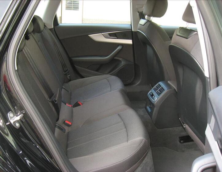 Audi A4 19