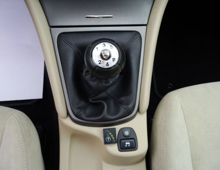 Jaguar X-Type 19