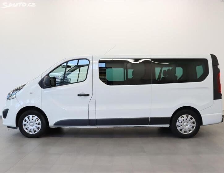Opel Vivaro 2