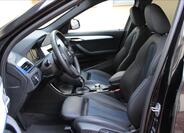 BMW X1 12