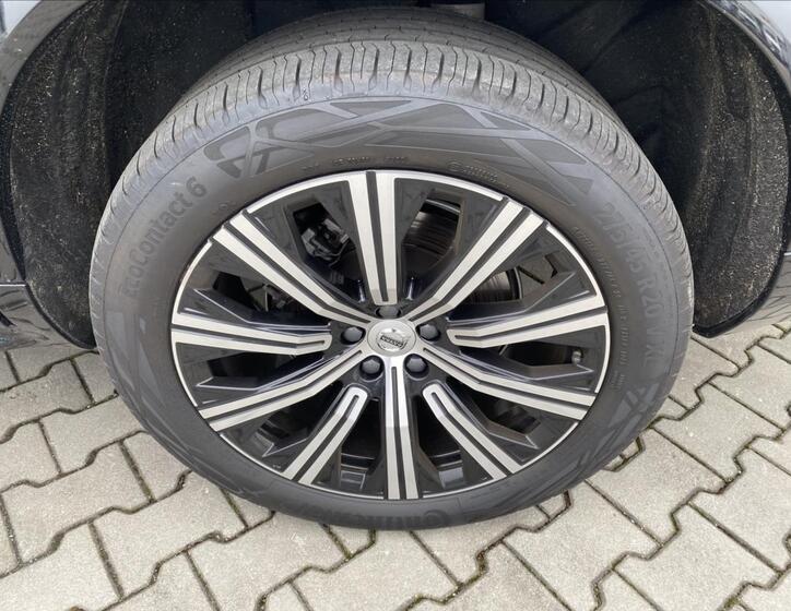 Volvo XC90 26