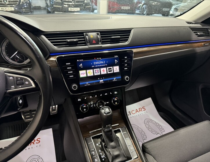 Škoda Superb 12