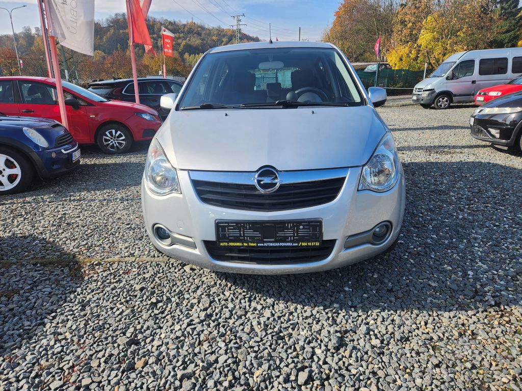 Opel Agila