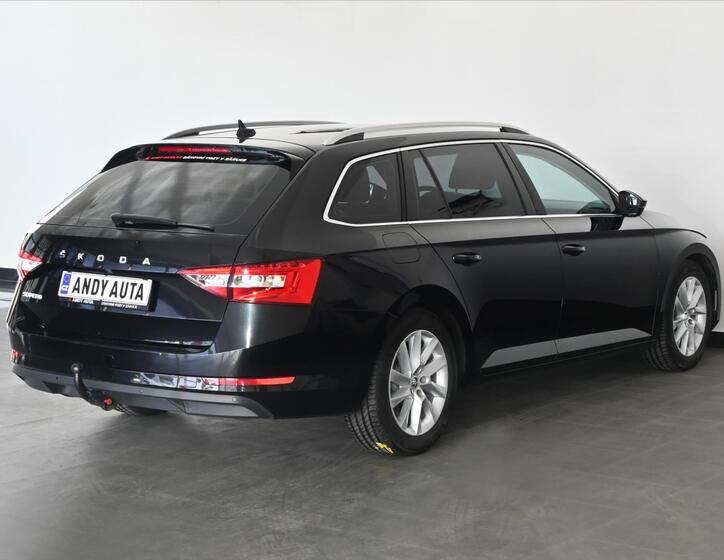 Škoda Superb 3