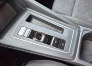 Volkswagen Golf 12