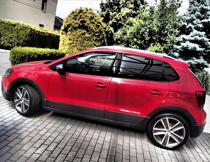 Volkswagen Polo 5