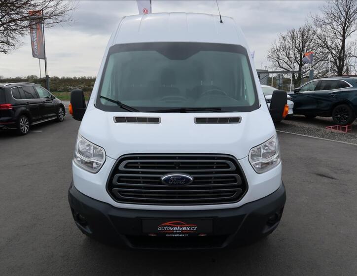 Ford Transit 7