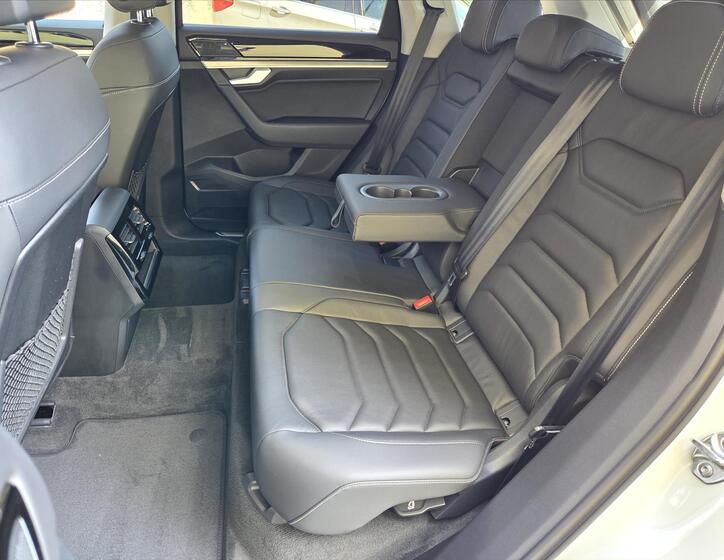 Volkswagen Touareg 10