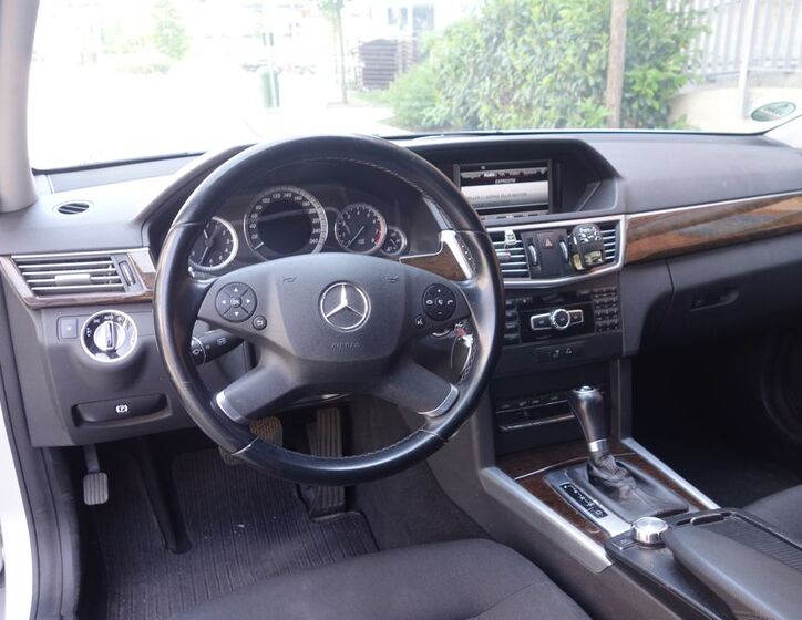 Mercedes-Benz Třídy E 21