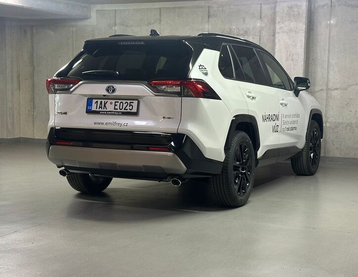 Toyota RAV4 5