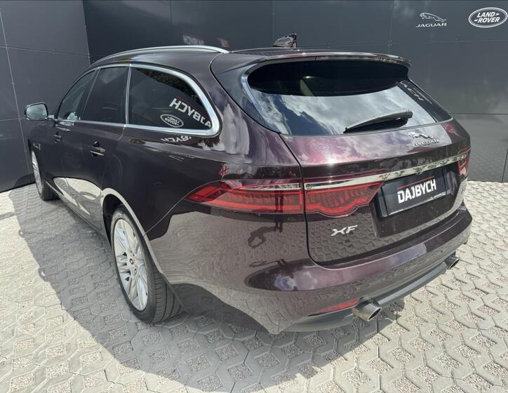 Jaguar XF 6