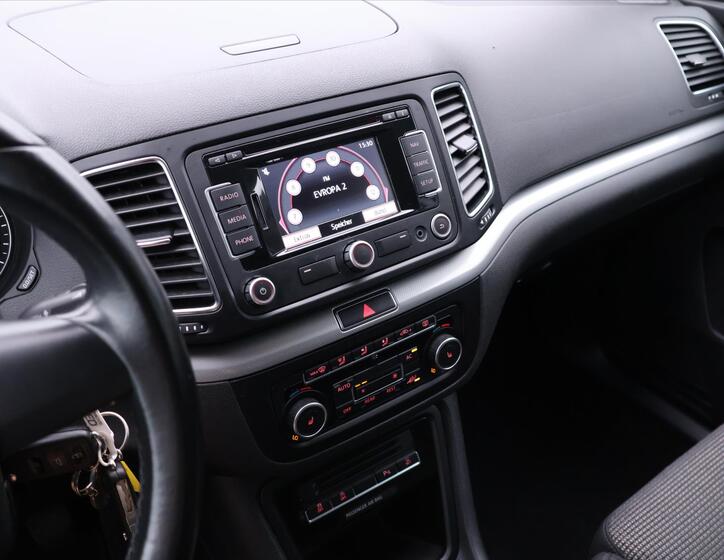 Volkswagen Sharan 26