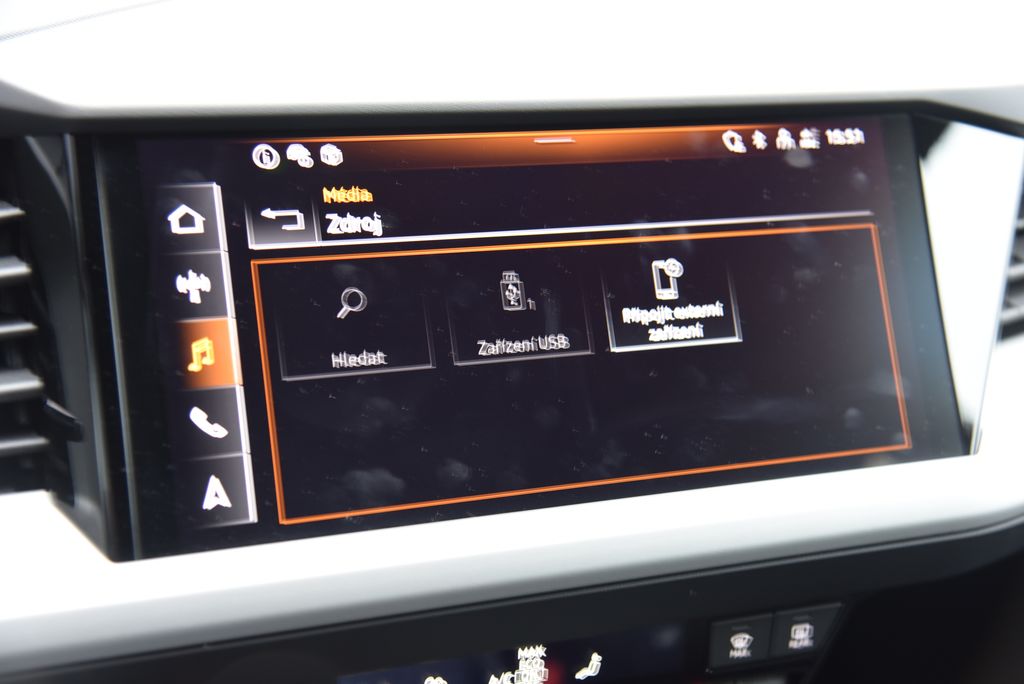 Audi Q4