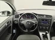 Volkswagen Golf 12