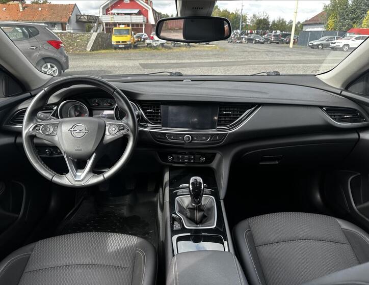 Opel Insignia 15