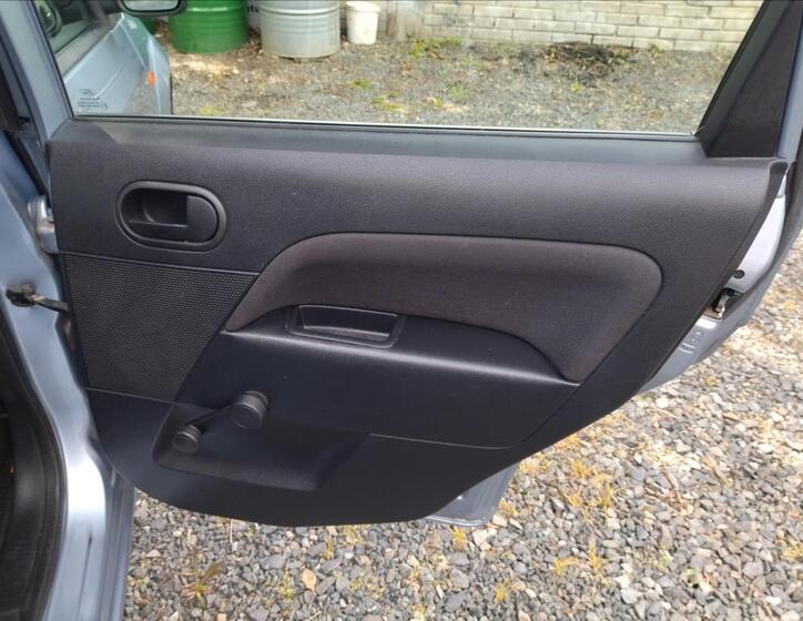 Ford Fiesta 19