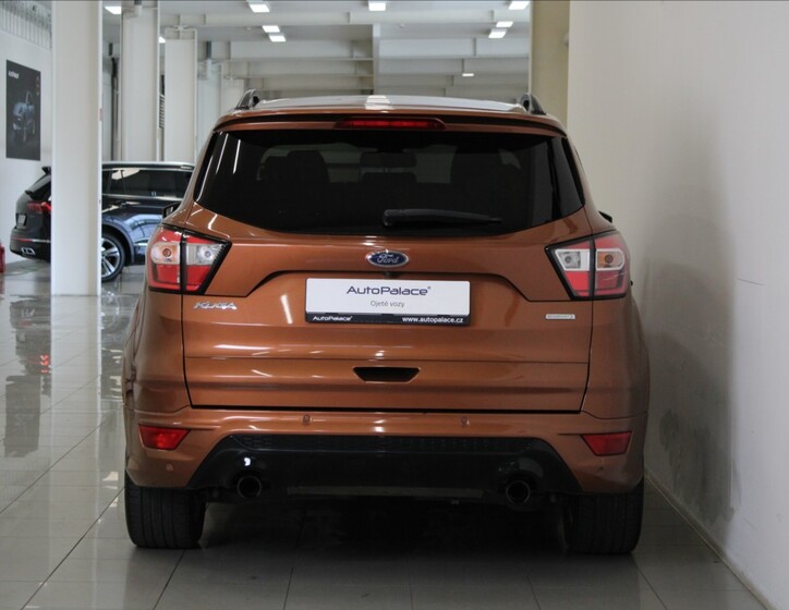 Ford Kuga 4
